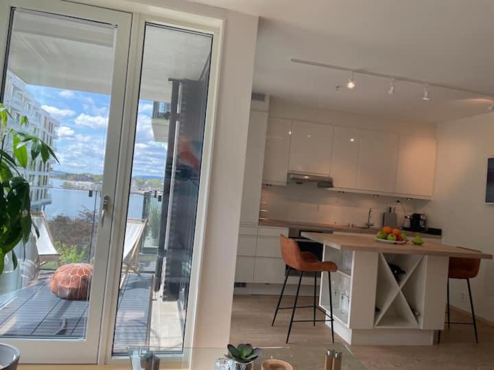 Exclusive Apartment, Sea View To Oslo Fjord, Located On Water In Oslo Center Экстерьер фото