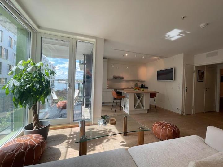 Exclusive Apartment, Sea View To Oslo Fjord, Located On Water In Oslo Center Экстерьер фото